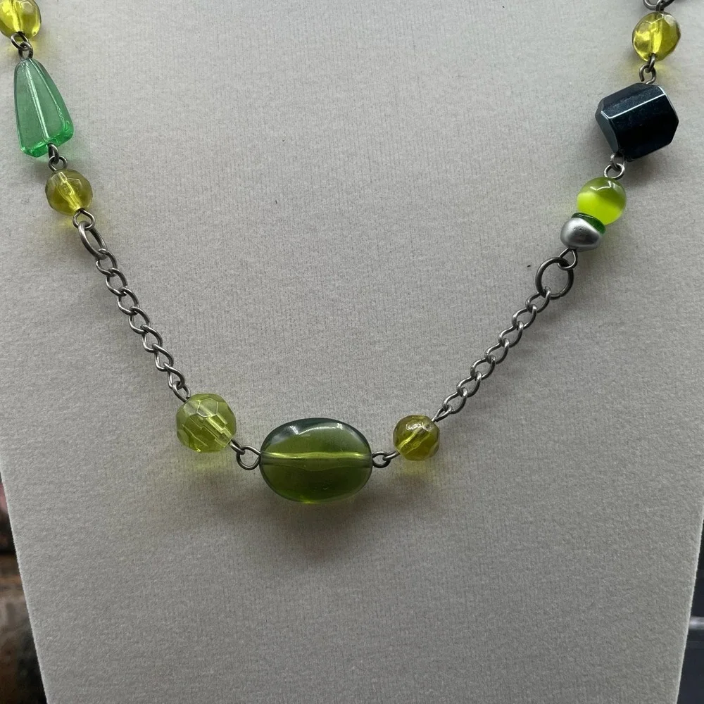 Silver-Tone Green‎ Peridot Tourmaline Station Statement Beaded Lobster Necklace